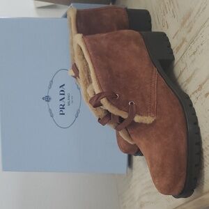 Brand New Prada Suede Fur Trim Lace-Up Boots -  Calzature Donna